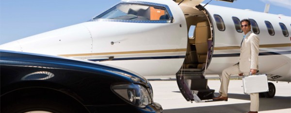 Business & Personal Chauffeured Limo Service To and From the Airport
